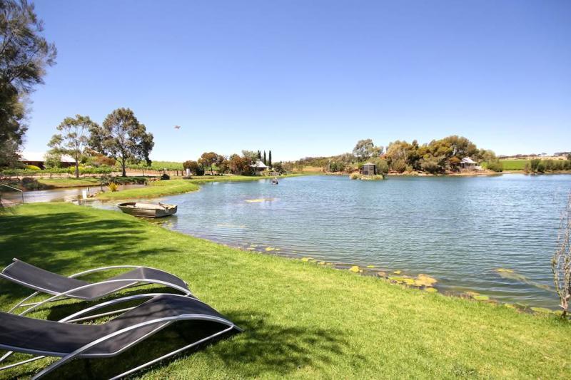Barossa Valley Stonewell Cottages & Vineyards Retreat מראה חיצוני תמונה